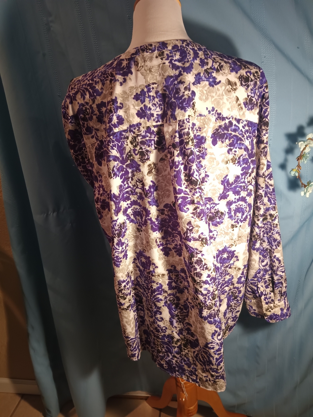 Deep Purple Roses Talbots Blouse - Picture 4 of 4